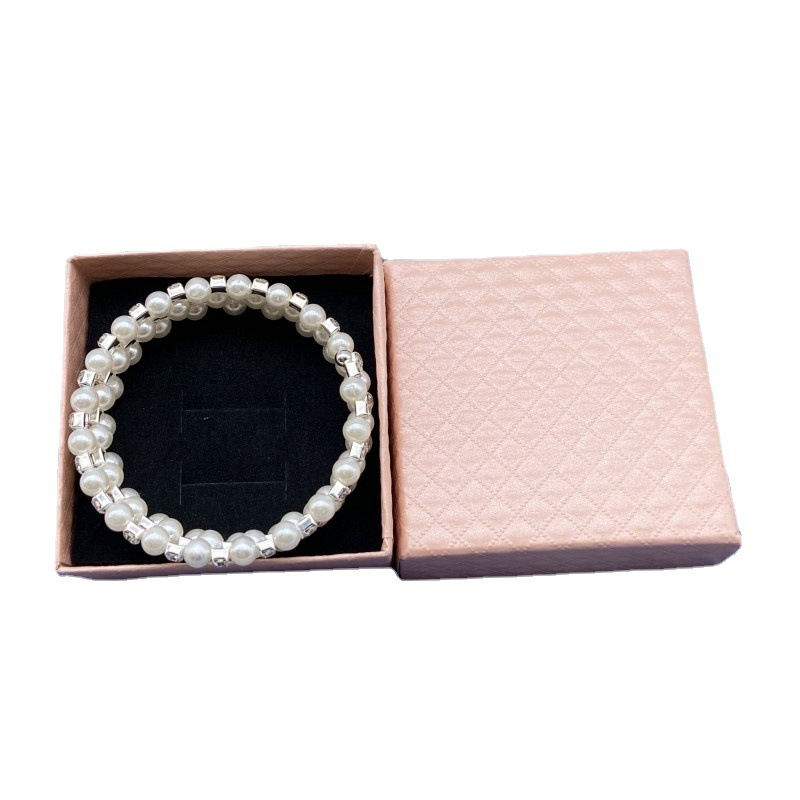 Diamond-patterned Jewelry Packaging Box - Image 4