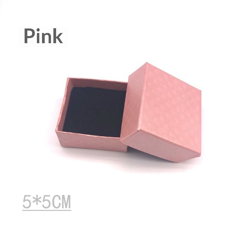 Diamond-patterned Jewelry Packaging Box - Image 3